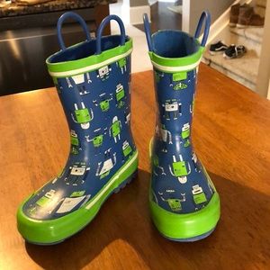 Robot Rain boots with easy pull on handles